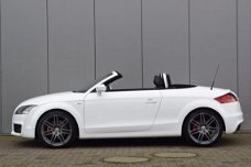 Audi TT Roadster - 2.0 TFSI S-edition Baseball leder BOSE Sound BiXenon PDC Navi Cruise Automaat