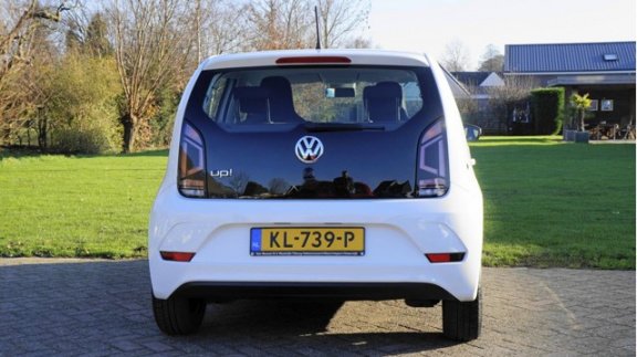 Volkswagen Up! - 1.0 BMT move up - 1