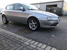 Alfa Romeo 147 - 1.6 T.Spark Veloce Lusso WATERPOM LEKT