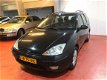 Ford Focus Wagon - 1.6-16V Futura LEER NAVI - 1 - Thumbnail