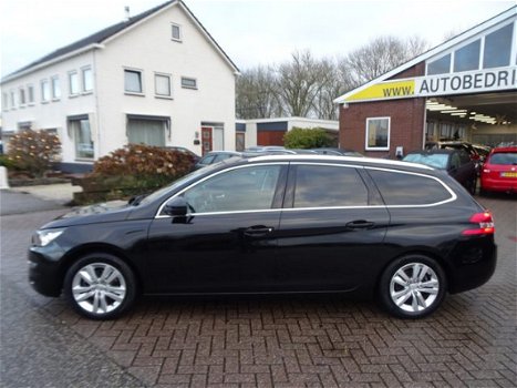 Peugeot 308 SW - 1.6 BlueHDI Active Pano-Dak, Trekhaak, + Winterwielen - 1