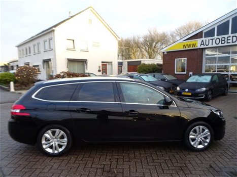 Peugeot 308 SW - 1.6 BlueHDI Active Pano-Dak, Trekhaak, + Winterwielen - 1