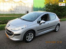 Peugeot 207 - 1.4-16V Color-line 5 Drs met Airco