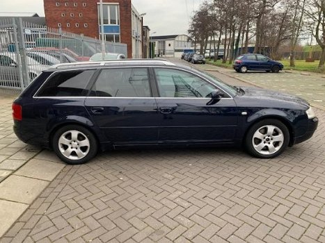 Audi A6 Avant - 2.4 Pro Line MT - 1