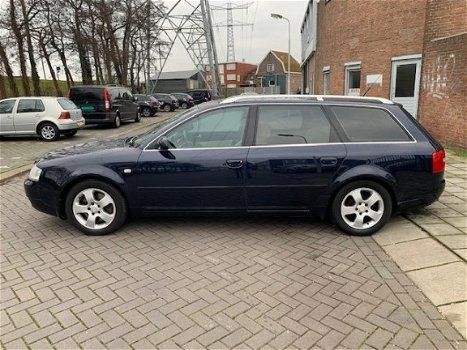 Audi A6 Avant - 2.4 Pro Line MT - 1