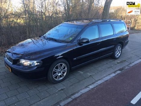 Volvo V70 - 2.4 D5 Geartronic Comfort Line - 1