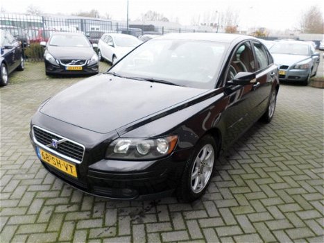 Volvo S40 - 2.4 Momentum , LPG G3 - 1