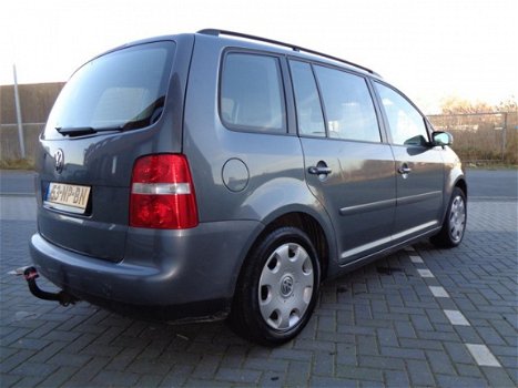 Volkswagen Touran - 2.0-16V FSI Trendline Airco 190DKM NAP - 1