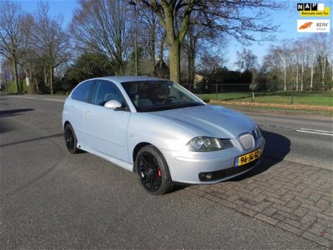 Seat Ibiza - 1.4-16V Signo - 1