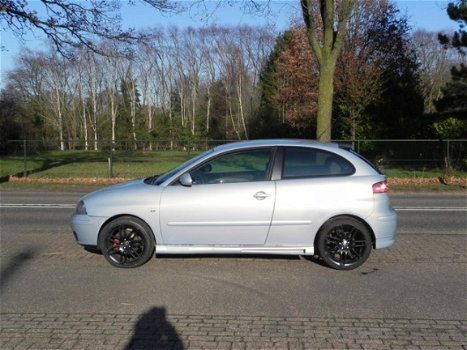 Seat Ibiza - 1.4-16V Signo - 1