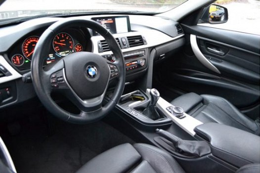 BMW 3-serie Touring - 320d EfficientDynamics Edition High Executive Upgr LEDER/ NAVIGATIE/ ECC/ EL.R - 1