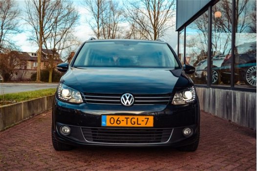 Volkswagen Touran - 1.4 TSI Highline AUTOMAAT/ NAVIGATIE/ PANORAMADAK/ ECC/ ALCANTARA/ TREKHAAK/ VOL - 1