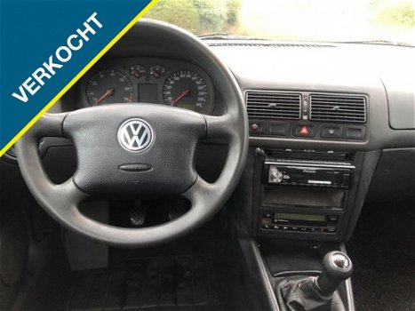 Volkswagen Golf - 1.6 Comfortline - 1