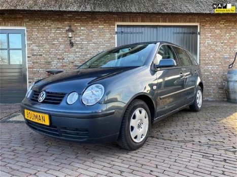 Volkswagen Polo - 1.2-12V Comfortline -5 Deurs- Nieuwe APK- Airco - 1