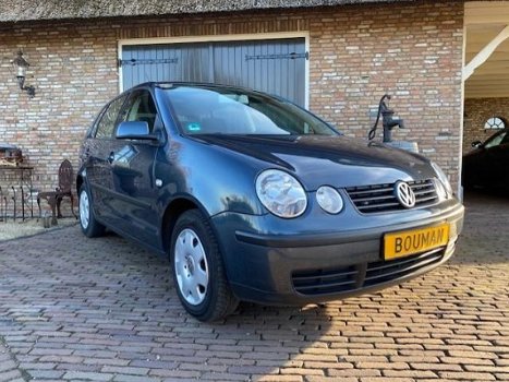 Volkswagen Polo - 1.2-12V Comfortline -5 Deurs- Nieuwe APK- Airco - 1