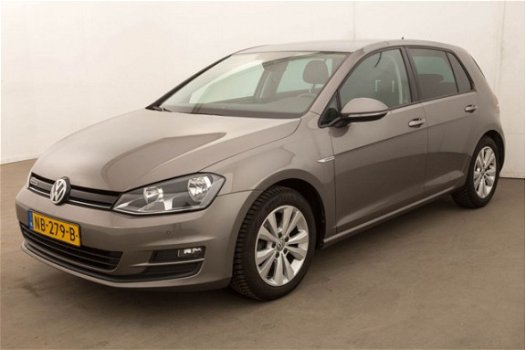 Volkswagen Golf - 1.0 TSI Connected Series - 1