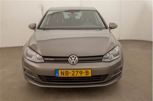 Volkswagen Golf - 1.0 TSI Connected Series - 1