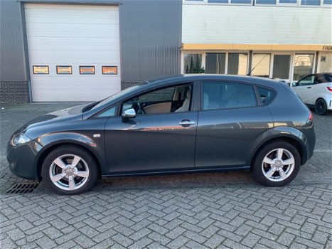 Seat Leon - 1.6 Sportstyle / leder 130.000km nap 1e eigenaar - 1