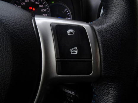 Toyota Yaris - 1.5 VVT-i Automaat Full Hybrid Dynamic | Achteruitrijcamera | Climate Control | Cruis - 1