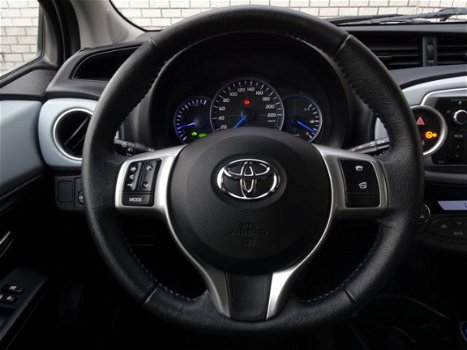 Toyota Yaris - 1.5 Full Hybrid Aspiration | Climate Control | Keyless Start/Stop | Achteruitrijcamer - 1