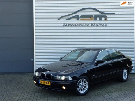 BMW 5-serie - 520i aut 170pk Lifestyle edition Navi Leer Xenon - 1