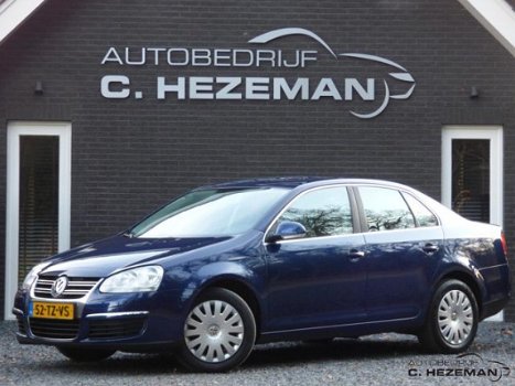 Volkswagen Jetta - 2.0 16V FSI Sportline - 1