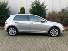 Volkswagen Golf - 1.2 TSi 105pk DSG |NL-AUTO| Navi|Camera|LED|