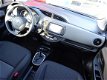 Toyota Yaris - 1.5 Hybrid Dynamic / Navigatie / Bluetooth / Keyless Entry / Lichtmetalen Velgen / Mi - 1 - Thumbnail