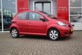 Toyota Aygo - 1.0-12V Aspiration Red - 1 - Thumbnail