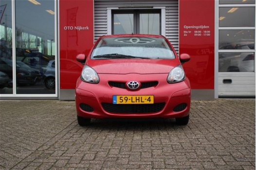 Toyota Aygo - 1.0-12V Aspiration Red - 1