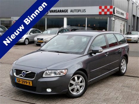 Volvo V50 - 1.6 D2 Summum (115pk , 6 versn.) Proffesional-Line - 1