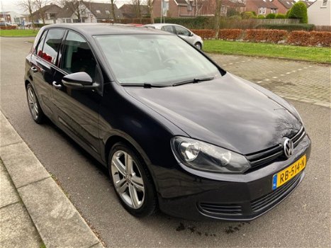 Volkswagen Golf - 1.6 TDI BlueMotion - 1