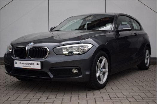 BMW 1-serie - 118i Executive Automaat | Navigatie | Leder | 16inch | Clima Control - 1