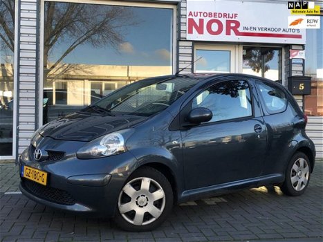 Toyota Aygo - 1.0-12V Airco 123274 NAP in nette staat - 1