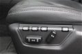 Volvo XC90 - 2.4 D4 FWD Momentum 7-persoons Leder Navigatie Automaat 3-6-12 M Garantie - 1 - Thumbnail