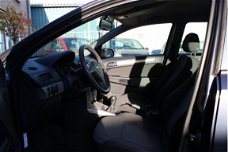 Opel Astra Wagon - 1.6 Essentia Navigatie Climate Control 3-6-12 M Garantie