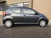 Toyota Aygo - 1.0 12v VVT-i 5drs - 1 - Thumbnail