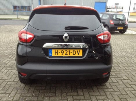 Renault Captur - 1.2TCe120EDC LimitedAUTOMAAT - 1