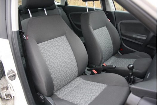 Seat Ibiza - 1.4-16V 25 Edition I 3DRS AIRCO / CRUISE / LMV 15