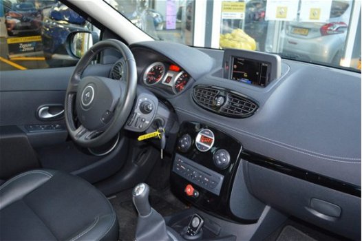 Renault Clio - 1.2 TCe(105 PK) Night & Day | Navi | Airco | PDC | 1e eigenaar | Slechts 68.997 km - 1