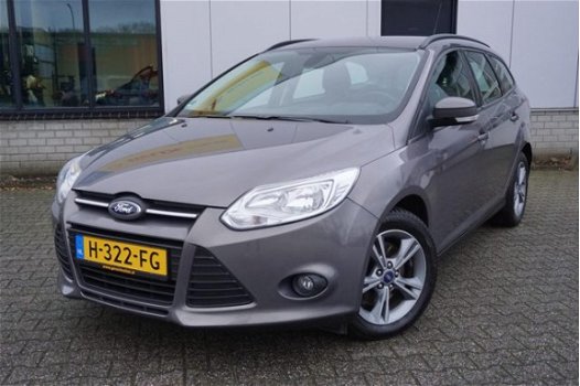 Ford Focus Wagon - 1.6 150PK Titanium AIRCO CRUISE STOELVW TREKHAAK - 1