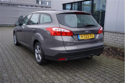 Ford Focus Wagon - 1.6 150PK Titanium AIRCO CRUISE STOELVW TREKHAAK - 1