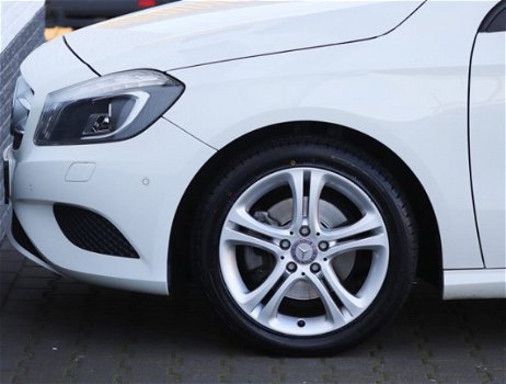 Mercedes-Benz A-klasse - 180 Prestige Navi Cruise Led 17 Inch - 1