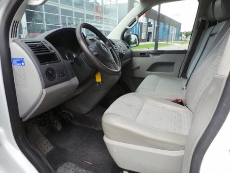 Volkswagen Transporter - 2.0 TDI L1H1 T800 Trendline Navi, Airco, 3 pers, trekhaak - 1