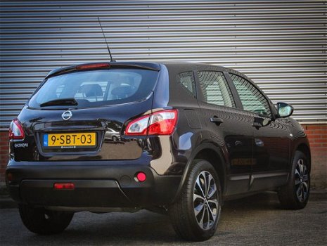 Nissan Qashqai - 1.6 Connect Edition Navigatie / Clima - 1