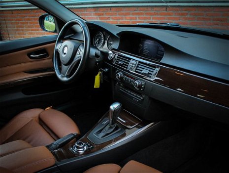 BMW 3-serie Touring - 318d Corporate Lease Luxury Line +Leder / Navigatie / Sportstoelen - 1