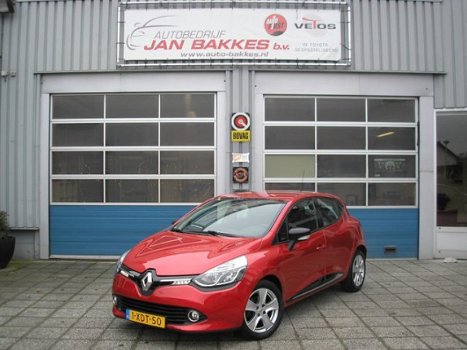 Renault Clio - 1.2 Authentique Navigatie lage km-stand - 1