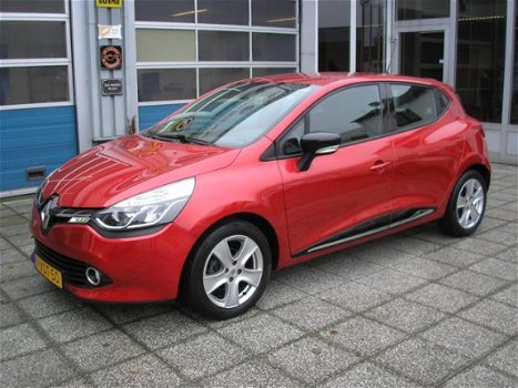 Renault Clio - 1.2 Authentique Navigatie lage km-stand - 1