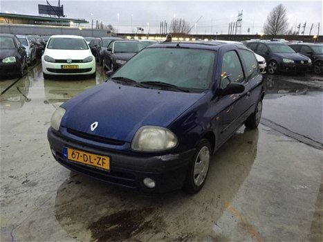 Renault Clio - 1.4 - 1