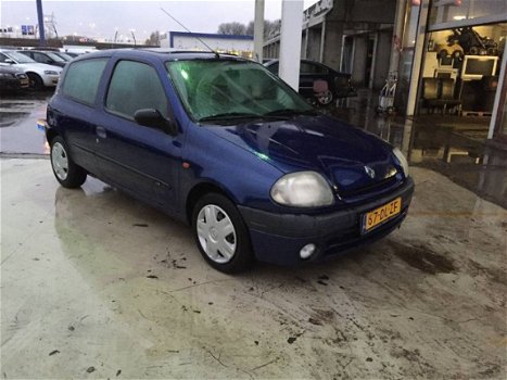 Renault Clio - 1.4 - 1